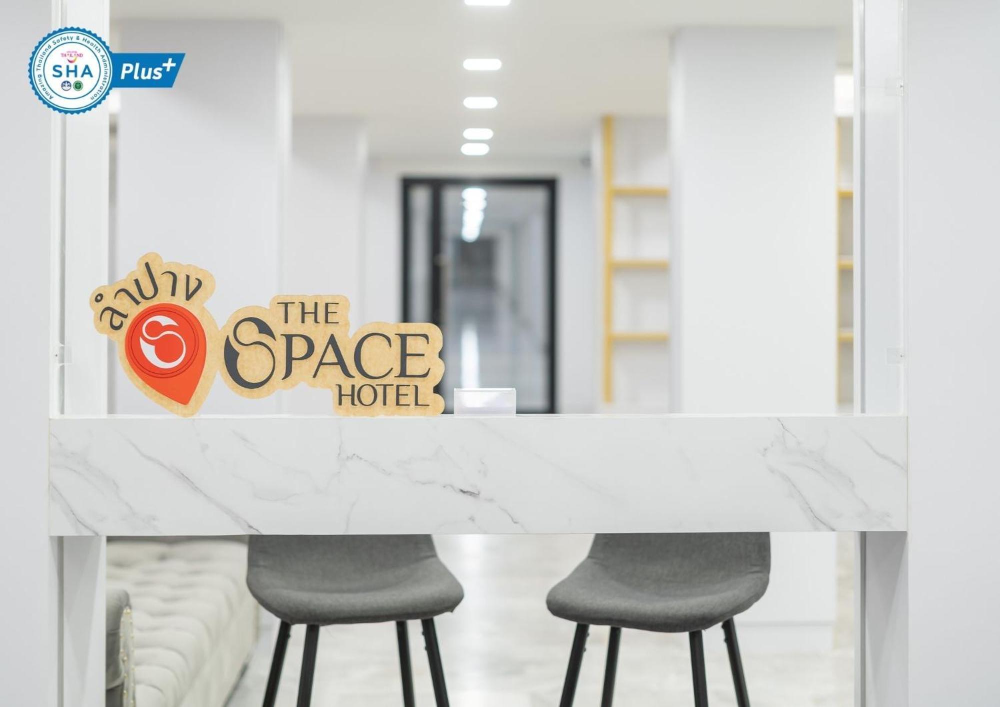 The Space Hotel 람빵 외부 사진